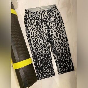 Zella running crop size xsm